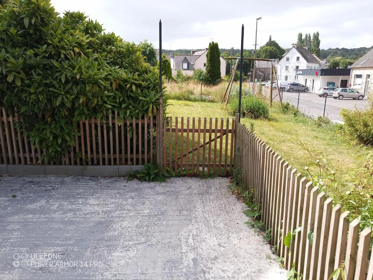 Gite Familial Plouguenast-Langast