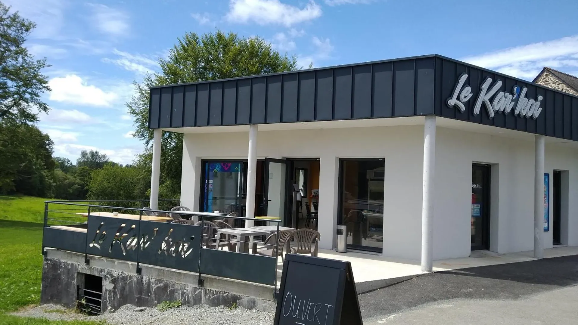 Gite Familial Plouguenast-Langast